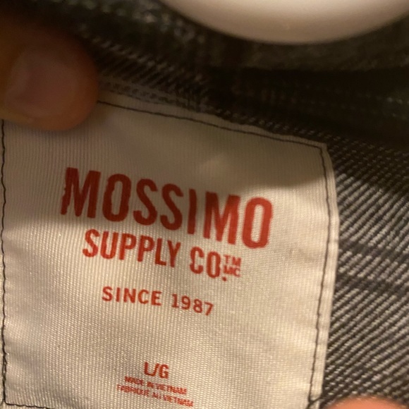 Black and white flannel - Picture 2 of 2